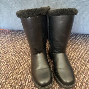 Women’s Winter Boots – Size 6 (fits 6.5–7)